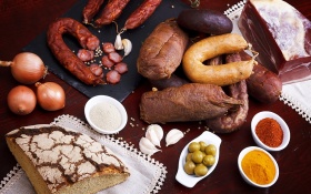 Sausages and Ham:<br>The Lowdown 